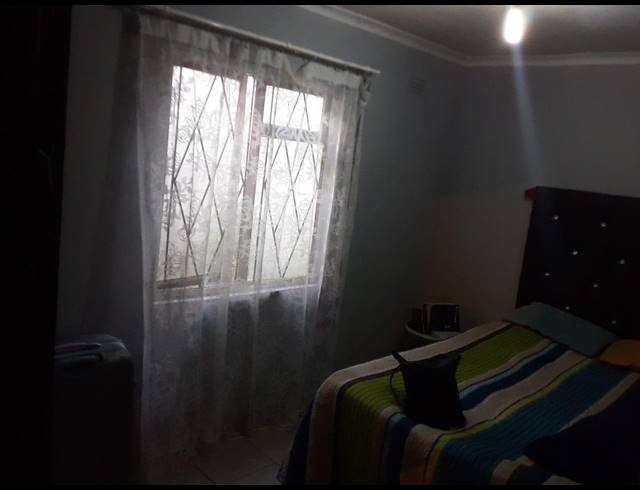 2 BEDROOM HOUSE FOR SALE IN WALLACEDENE